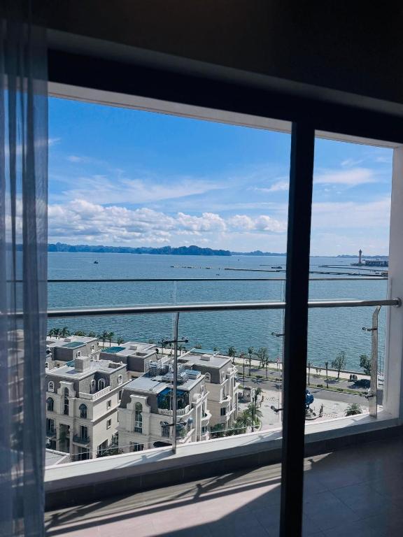 Mon Sapphire Homestay - View Sea and Firework – Ha Long Bay